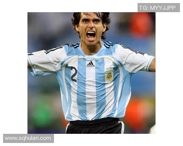 当代欧洲足球巨星风云录探秘绿茵传奇与荣耀背后的故事