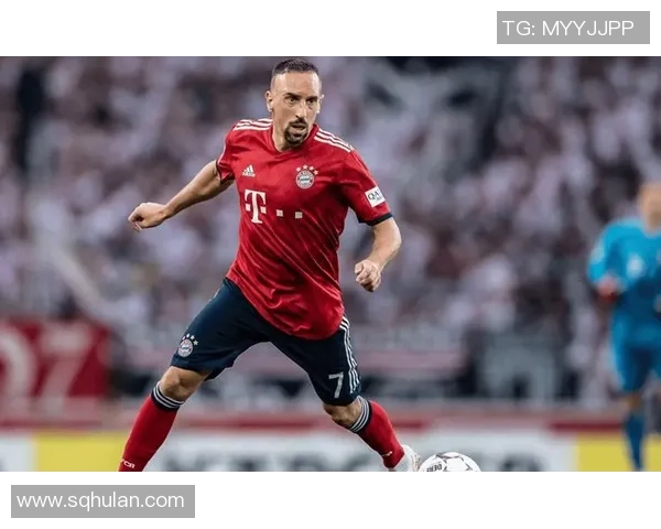 油头球星风采再现 球场魅力与个人魅力并存的足球传奇