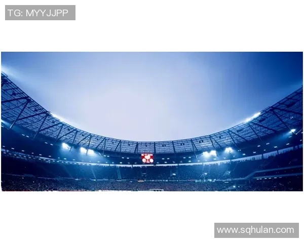 足球巨星最新动态曝光 粉丝热议球场内外的精彩瞬间