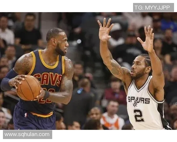 足球球星对决谁更强两位顶尖球员PK解析